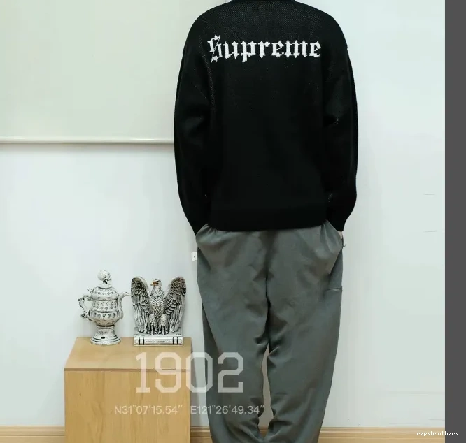 WHITE 24FW SWEATER SNOW Snow White Sweater 0609